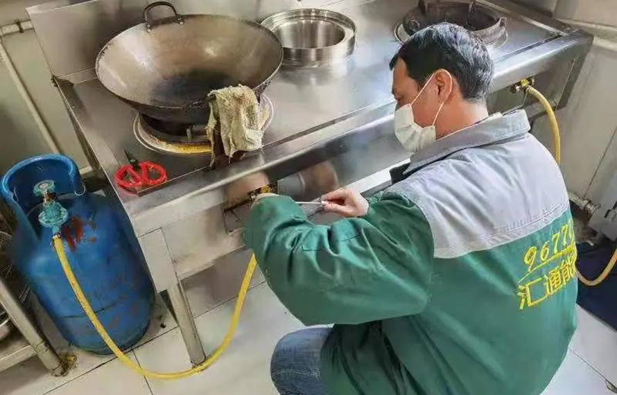 黃務(wù)街道重拳出擊，全面整頓燃?xì)獍踩?></a></div>
        <div   id=